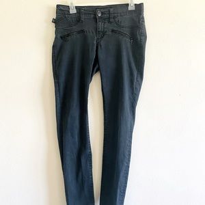 Rock & Republic Black Denim Jeans Zipper Design 8